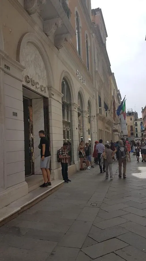 Ca' Xxii Marzo Boutique Lägenhet Venedig 0*,