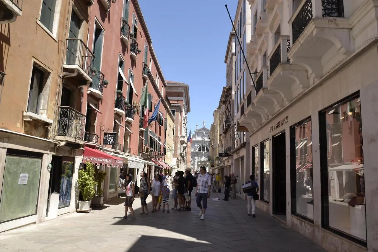 Ca' Xxii Marzo Boutique Lägenhet Venedig